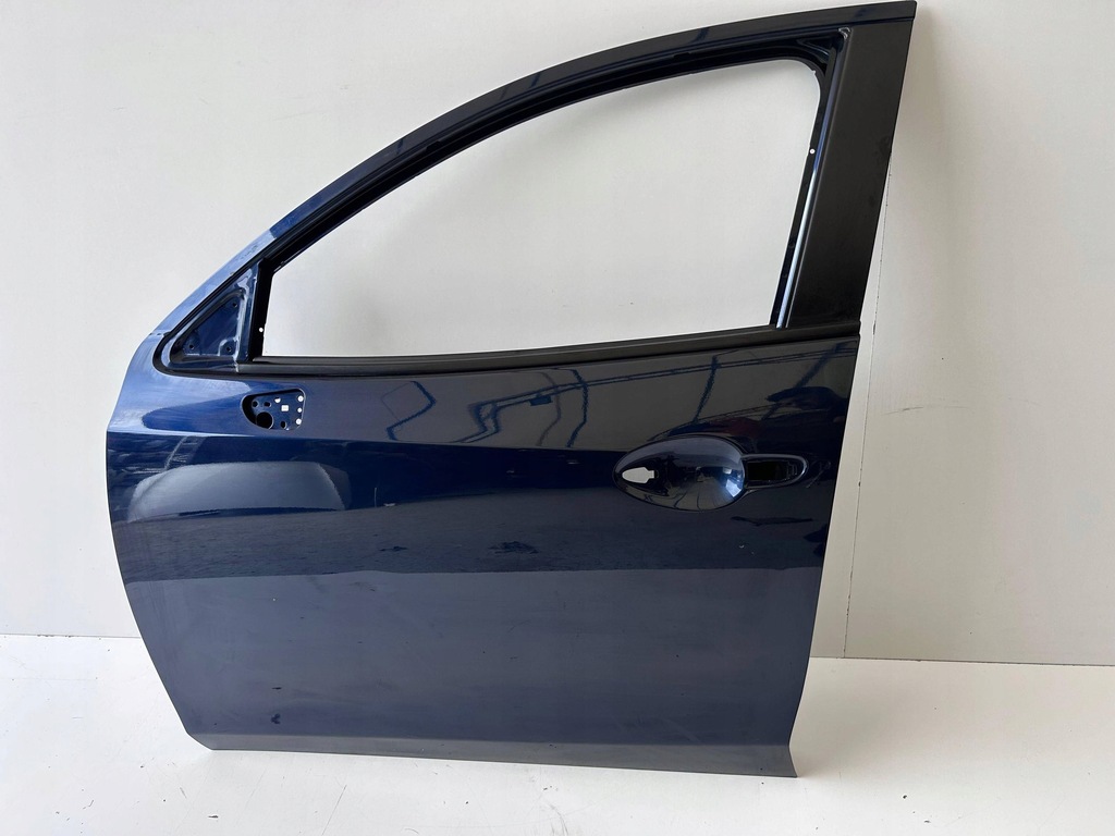 фото №1, Mazda 2 dj 14- дверь левая перед оригинал