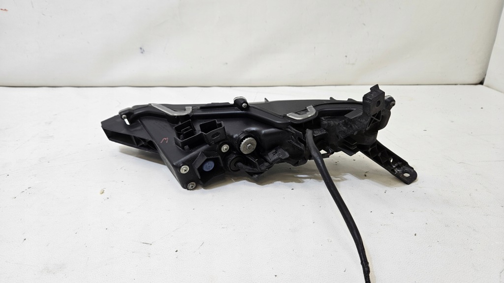 Протитуманна фара led правий lexus rx iv рестайлінг  35444r в Україні