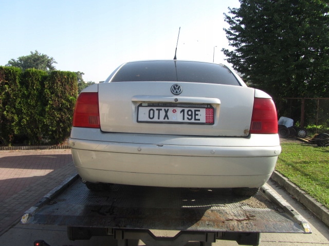 Стартер vw passat b5 2.8 v6 bosch в Україні