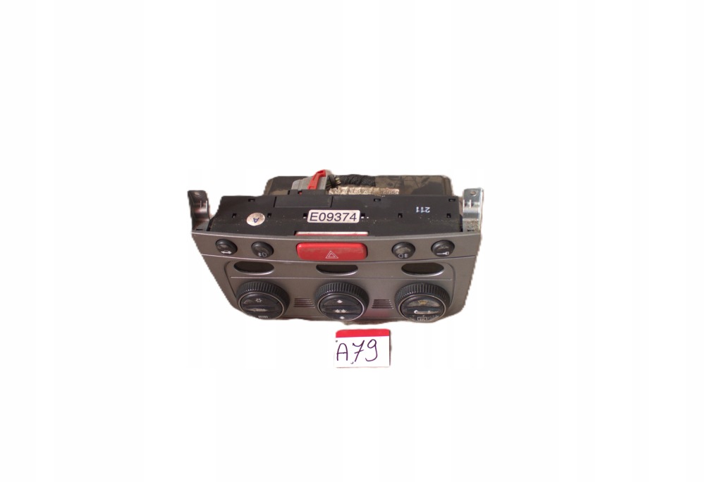 фото №1, Alfa romeo 147 / gt 46799632 панель кондиционера обдув
