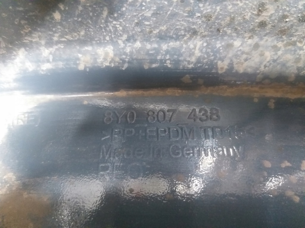 фото №12, Решітка радіатора решітка радіатора правий кутик бампера перед audi rs3 8y0 8y0807438