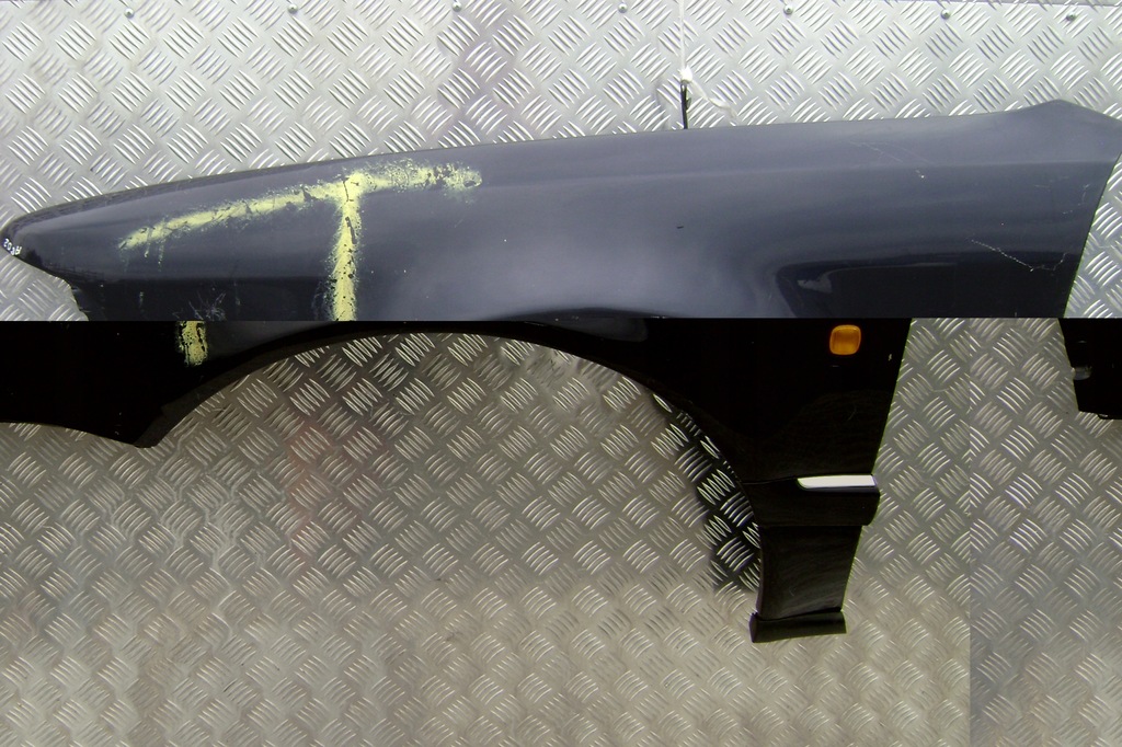 фото №1, Audi a8 d2 - крила лівий