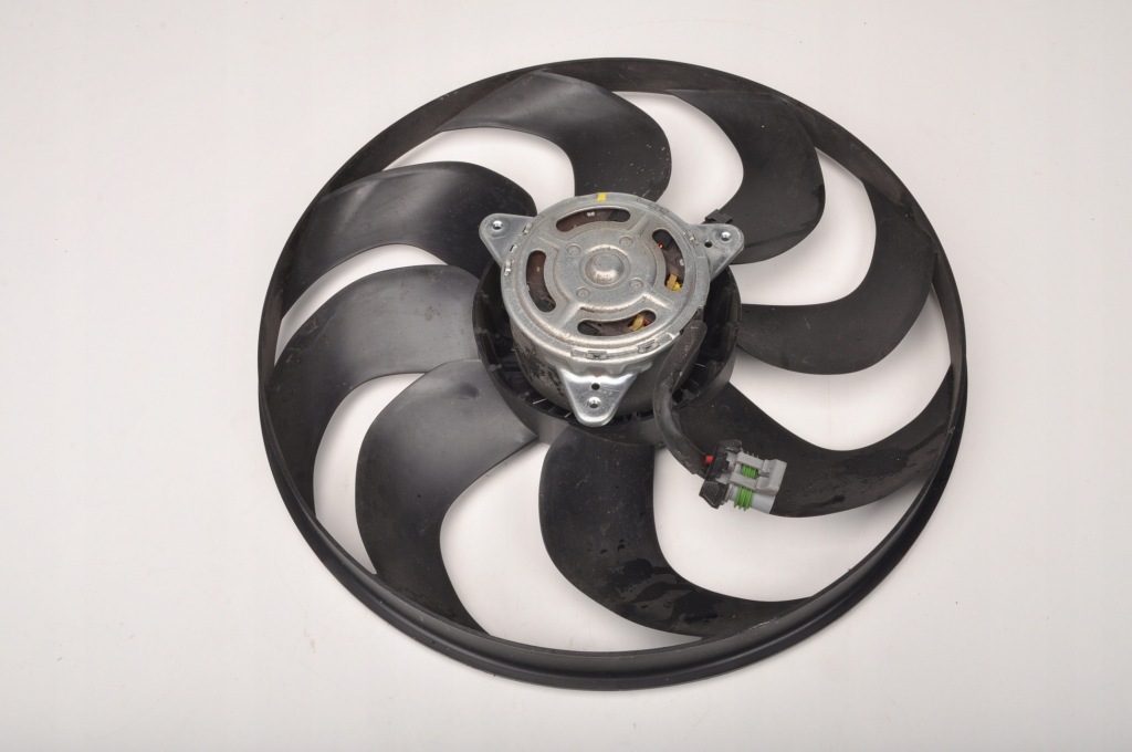 фото №4, Volvo v40 ii 2.0 t2 вентилятор 2015-