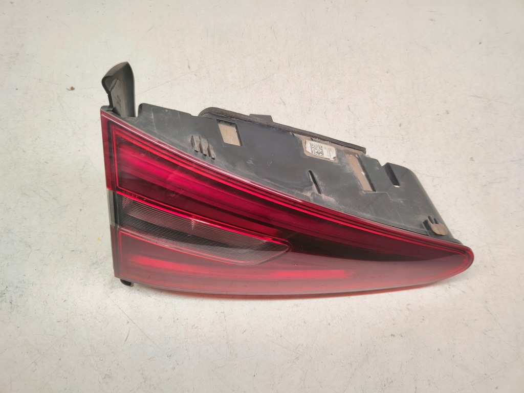 фото №2, Alfa romeo stelvio лампа w крышка левый задняя 20805999