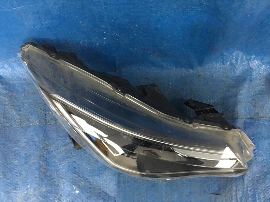 фото №3, Renault zoe lift права лампа full led