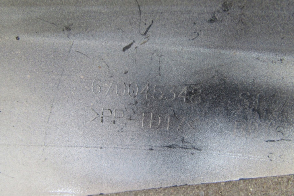 фото №11, Спойлер накладка бампер задня maserati levante 16-