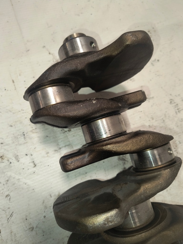 Wał колінчастий peugeot citroen 1.6 thp Доставка