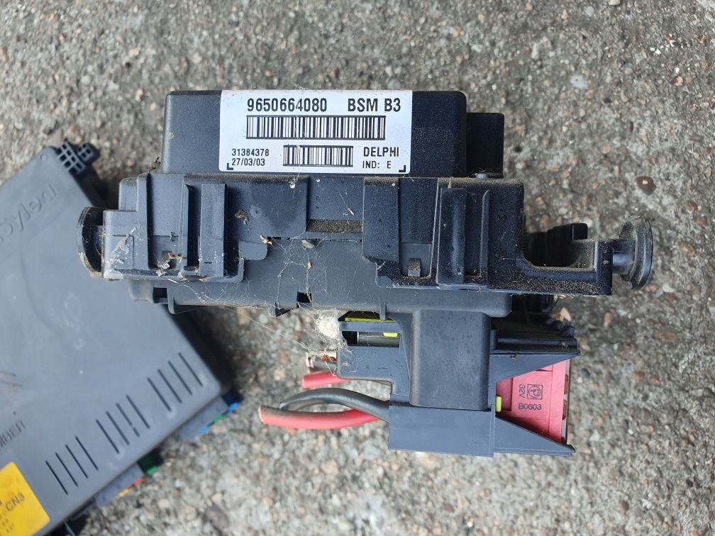 фото №11, Подголовник подголовники задняя 3 szt citroen xsara 99 kombi 1.9 дизель