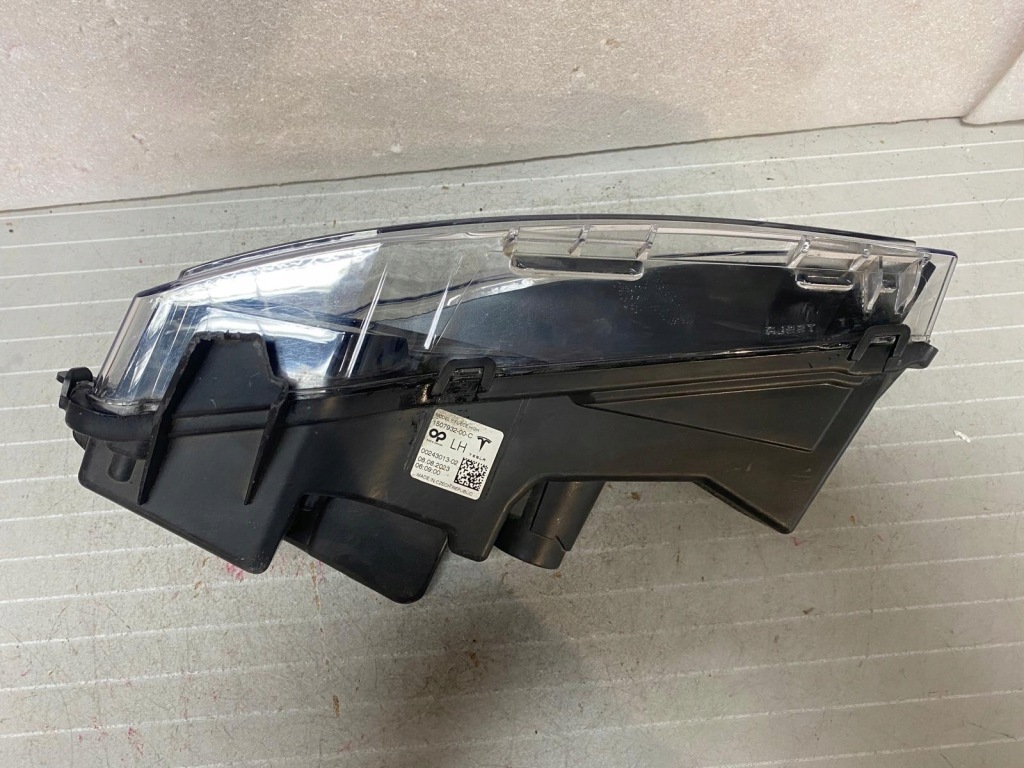 Купить Противотуманная фара левый tesla y led drl 1507932-00-c