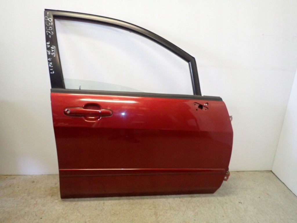фото №1, Suzuki liana 02-07 дверь передние правое zy8
