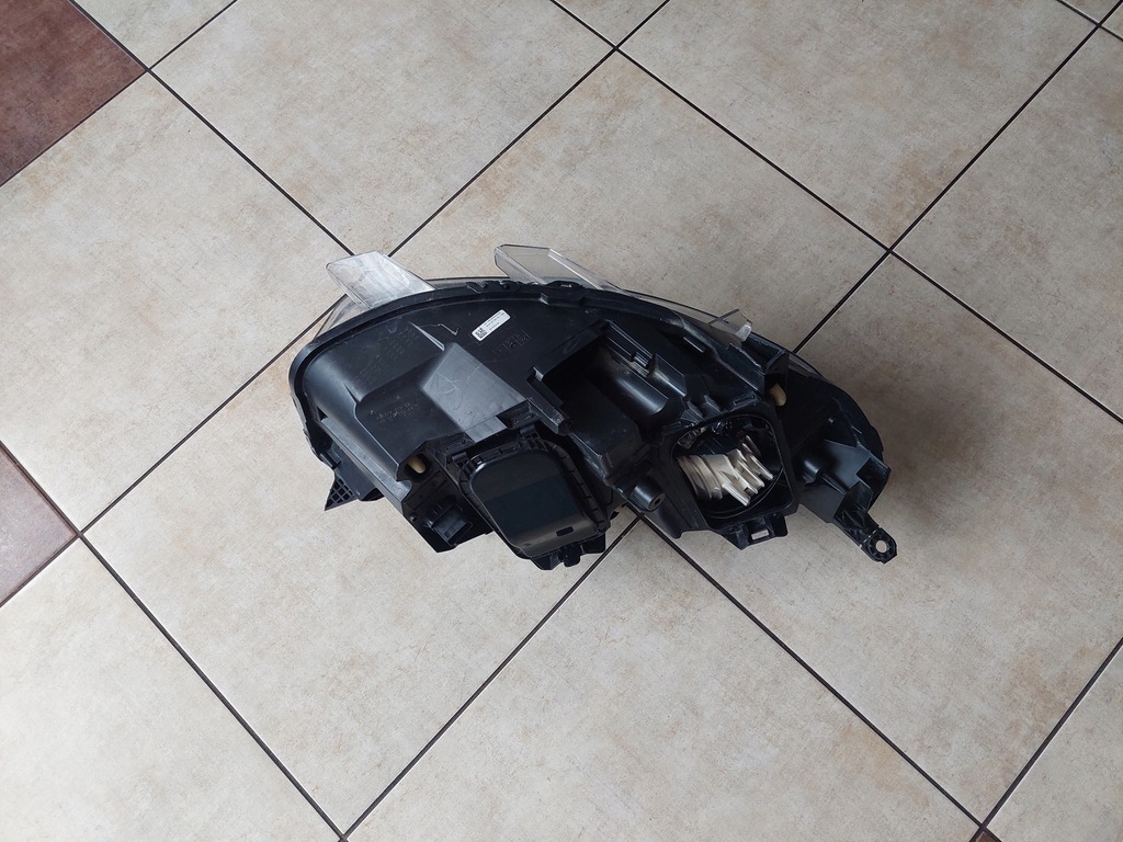 фото №13, Лампа - левая - citroen jumpy iii - opel vivaro c