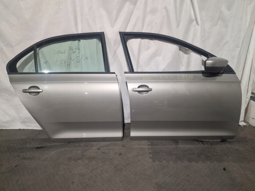 Купить Дверь задний  правое skoda rapid hb liftback lf8h
