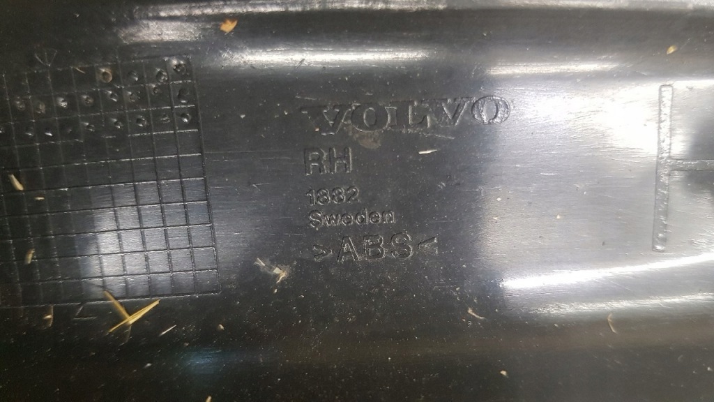 фото №5, Пластик защита стойка пара volvo 850 lift