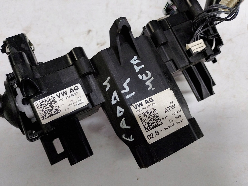 фото №7, Volkswagen переключатель комбинированный 1k5953521cl europa