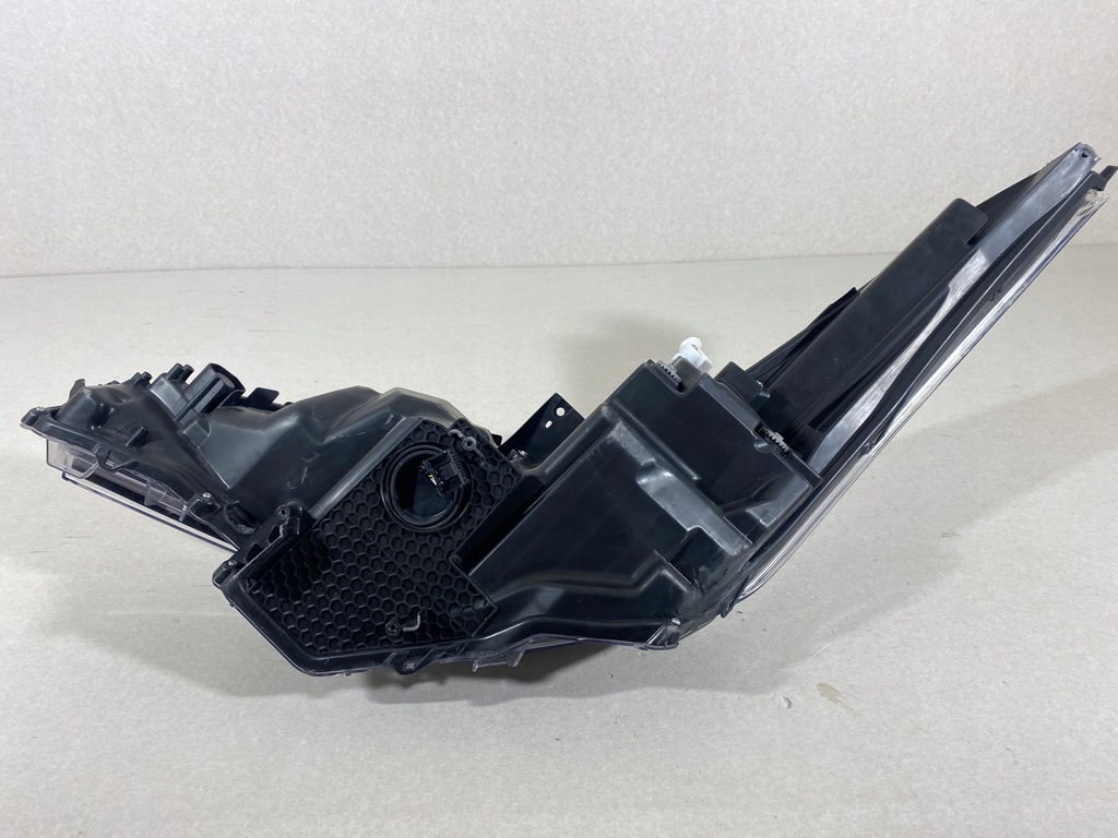 фото №7, Toyota chr ch-r full led лампа левая правая перед