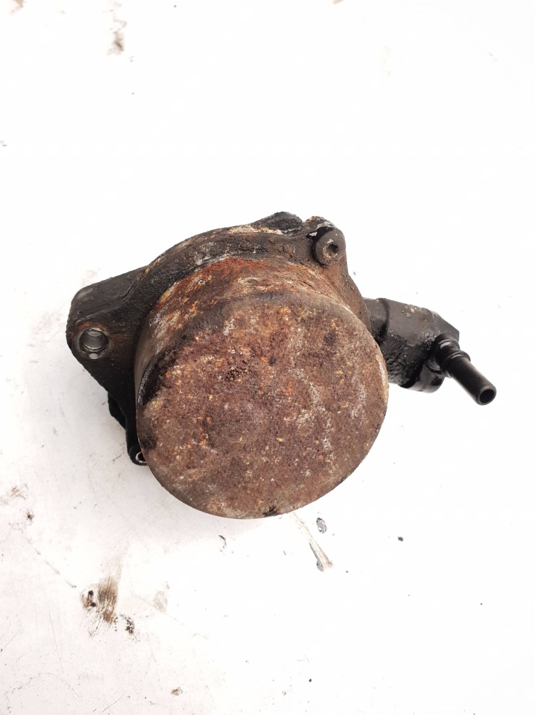 Насос вакууму вакуумний land rover range rover l322 70118821 Ціна