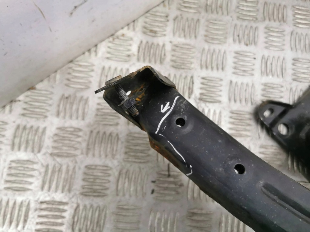 фото №6, Hyundai kona i 2019 поперечина бампера передний