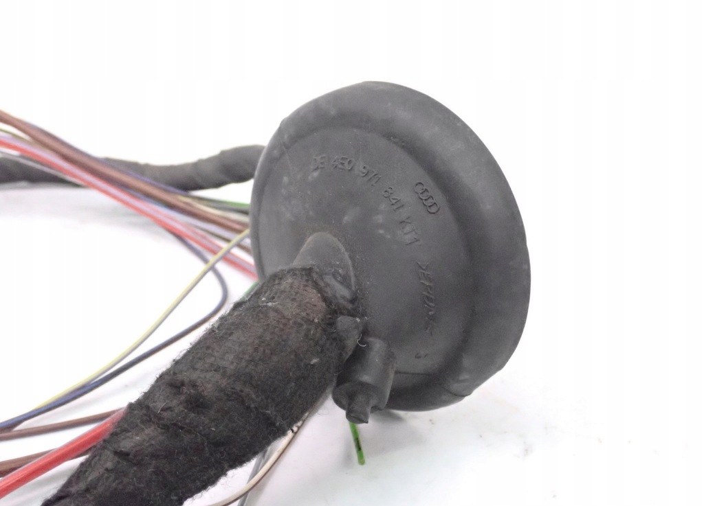 фото №8, Електропроводка насоса пального audi a8 d4