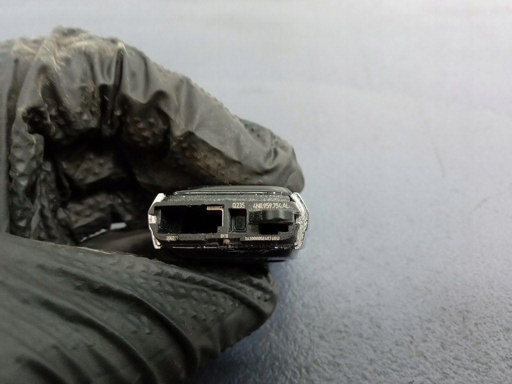 фото №5, Audi a6 c8 4k ключ pilot smart key 4n0959754al