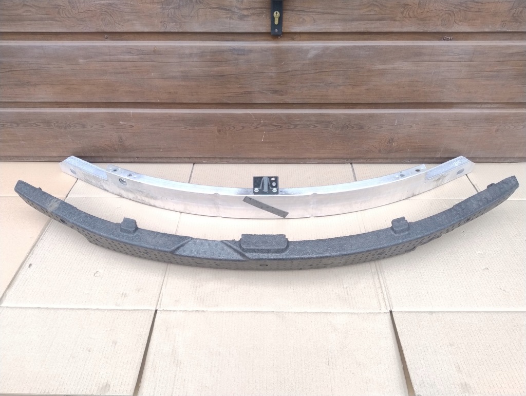 Купити Tesla model 3 2017- абсорбер піна + балка підсилювач бампера перед