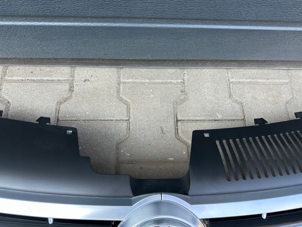 фото №3, Vw passat cc lift решётка радиатора решётка радиатора logo 3c8853653a