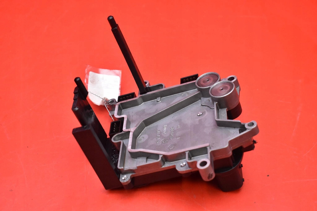 Блок керування коробки передач автоматична коробка передач 31995916 audi a4 b6 2.0 20v 130 km 00-05 Недорого