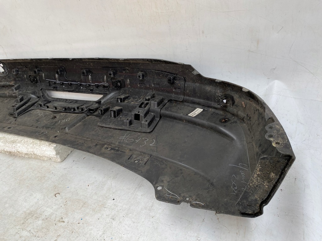 фото №9, Ford mustang mach-e 20- накладка спойлер бампера задня lj8b-17f954-a