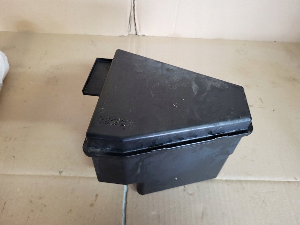 фото №1, Toyota mr2 sw20 резонатор воздуха 17893-74110