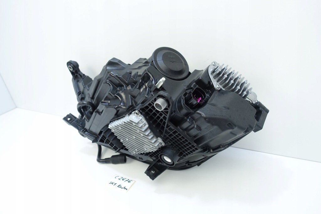 фото №7, Лампа правый перед передняя full led audi a1 ii 82a