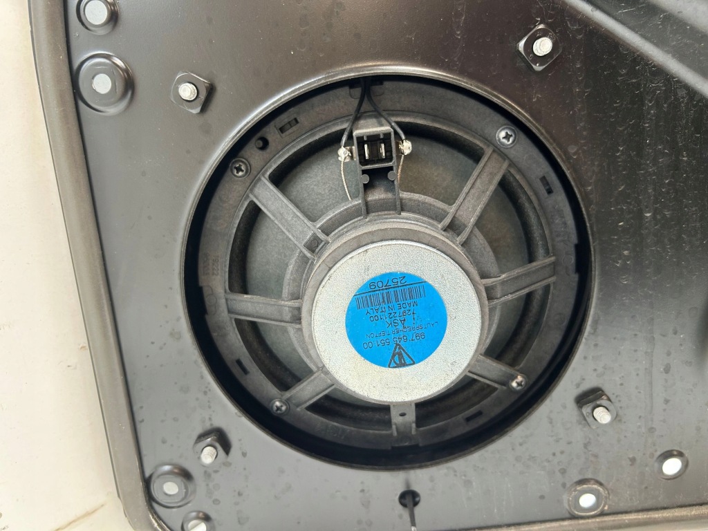 фото №9, 2010 porsche cayman 987 обшивка дверь передних 99764555100