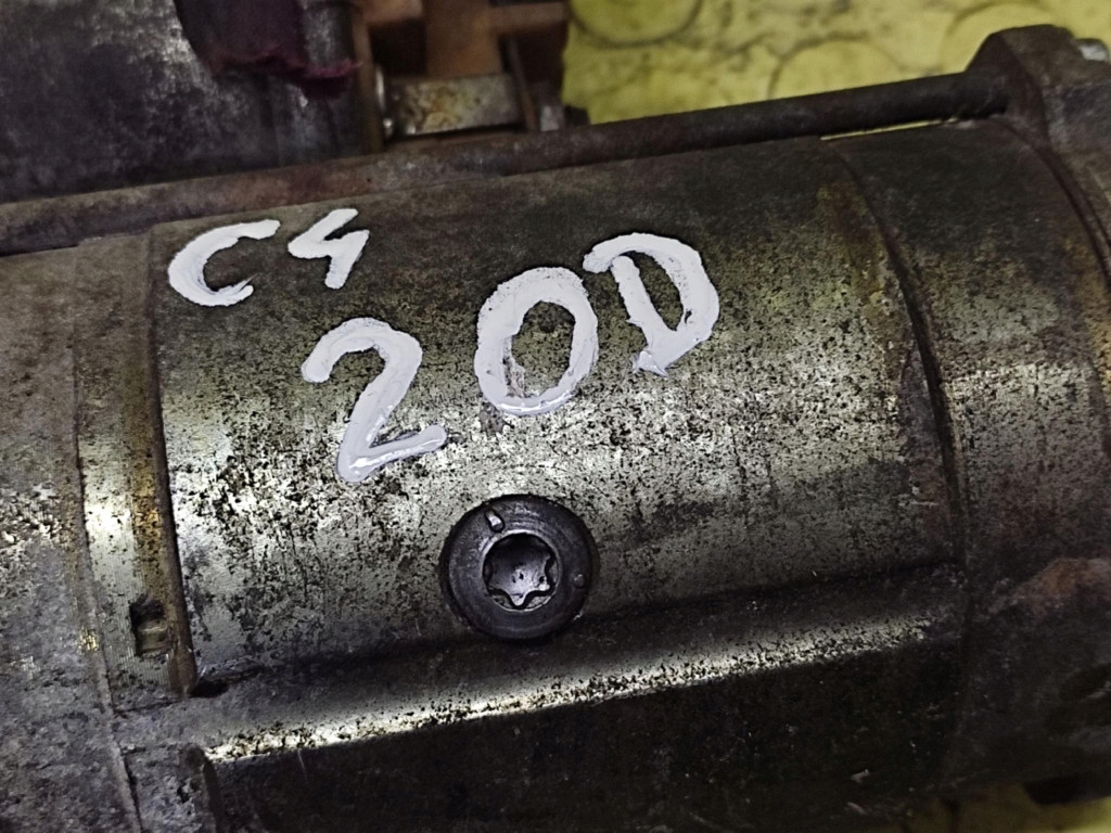 Citroen c4 2.0 hdi стартер d8r27 Зі Шроту