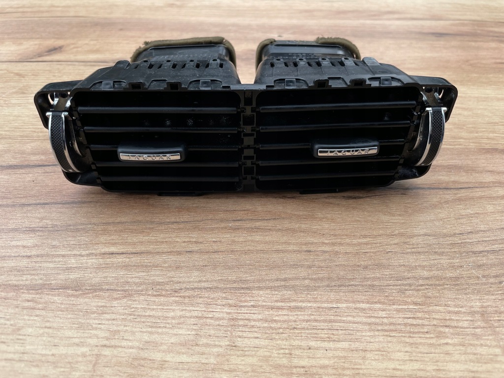 фото №1, Решітка обдув задня jaguar xf x250