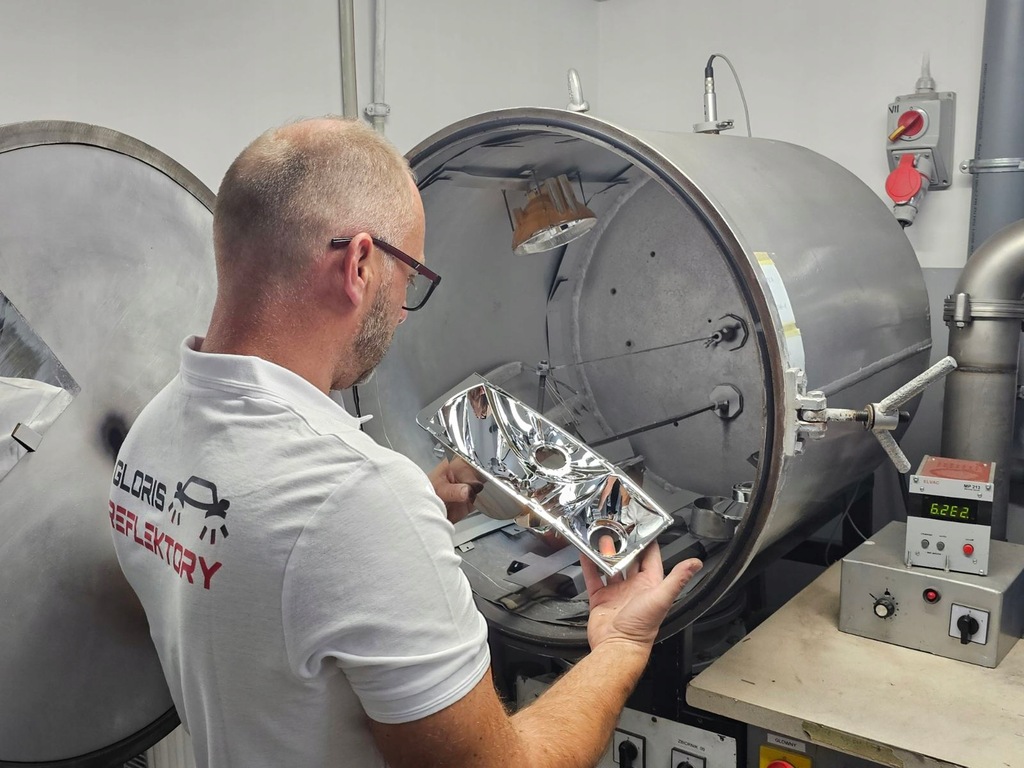 фото №7, Відновлення oryginalnego odblasku фара audi a6 c5 przed lift hella