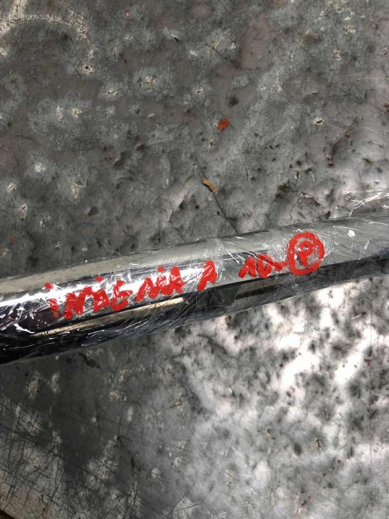 Молдинг хром решетка левая правая opel insignia a 13264450 13264449 Киев