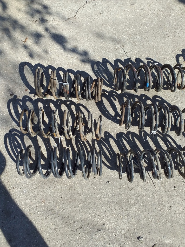 фото №1, Toyota celica v 5 пружина задняя пружины комплект