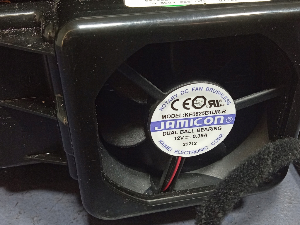 фото №6, Mercedes gls w167 бардачок туннель среднего подстаканник a1678107601