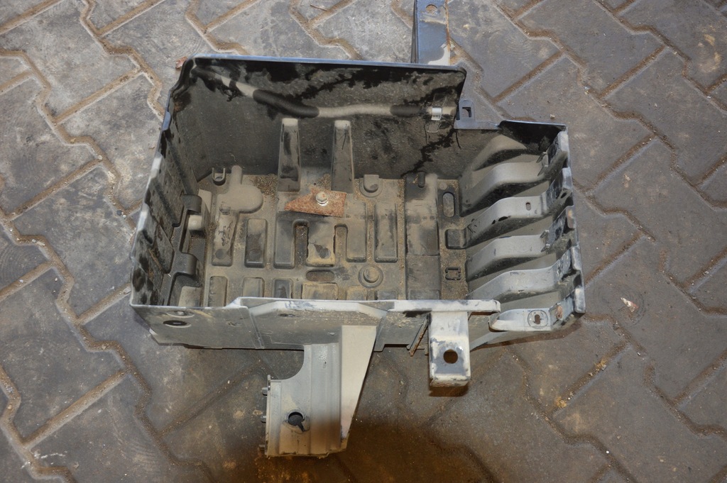 фото №1, Renault trafic ii основание аккумулятор