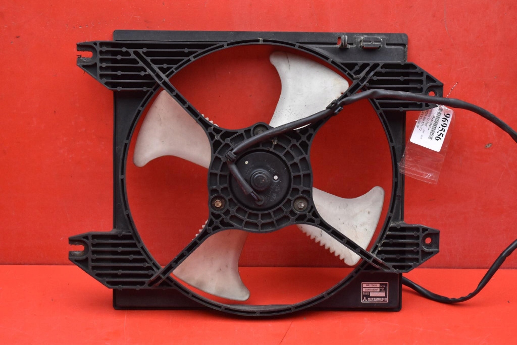 фото №4, Вентилятор mr270403 mitsubishi galant 8 viii 2.0 16v 137 km 00-06