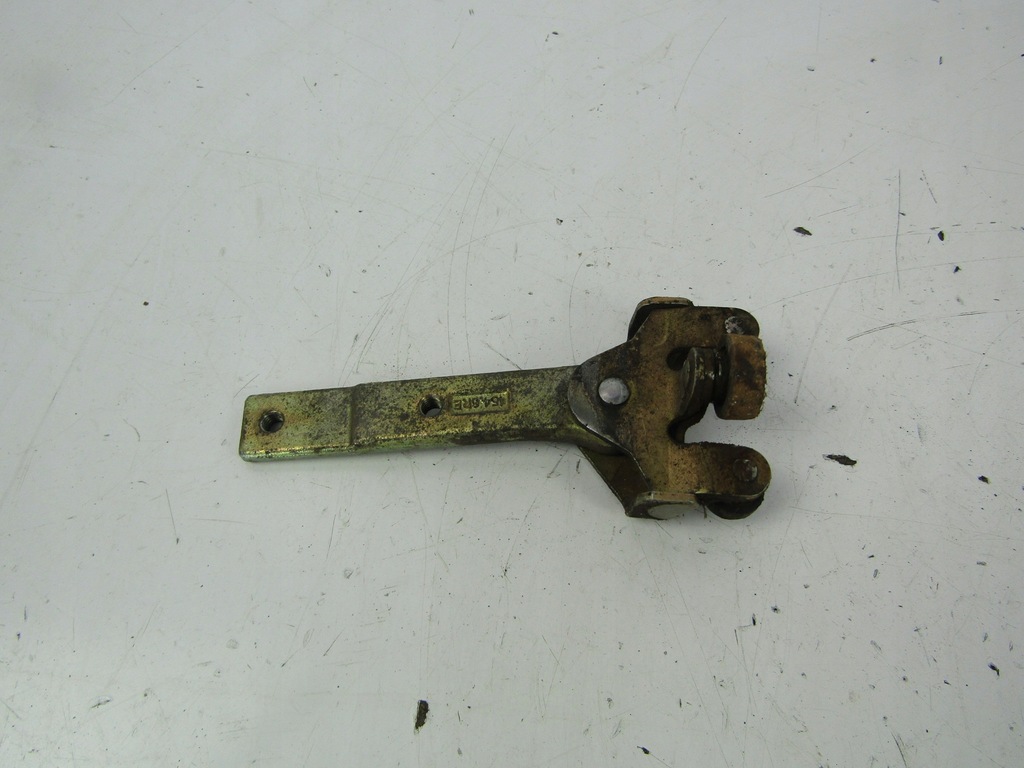 фото №7, Mercedes vito 1 w638 дверь правое сдвижные петля нижний + ролик a6387601047