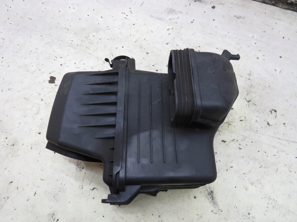 фото №4, Корпус фильтра воздуха kia sportage iii 28110-2y300