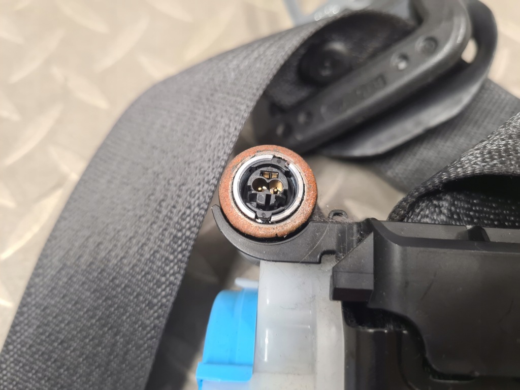 фото №6, Натяжители ремней перед ремни opel insignia a lift оригинал комплект