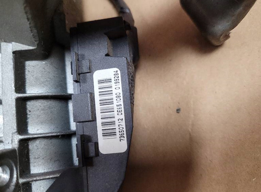 фото №6, Замок запалювання toyota avensis