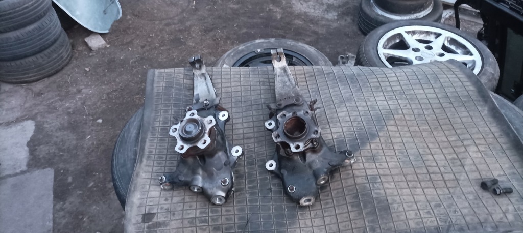 фото №4, Поворотный кулак передняя p lub l bmw 7 g11 12 задняя привод