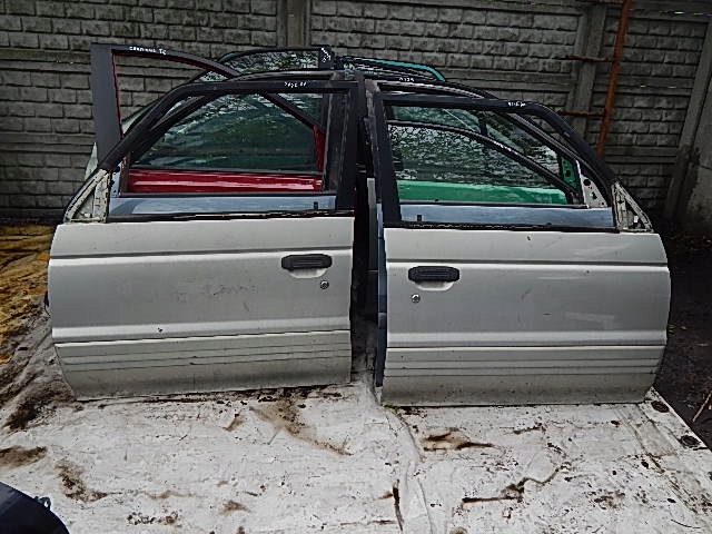 фото №1, Дверь передние mitsubishi pajero ii 90-00 l/r