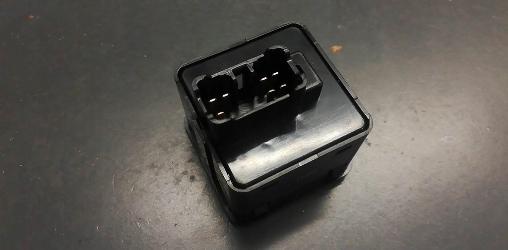 фото №5, Mazda mx-6 323 626 92- панель дзеркал b455 66 600a