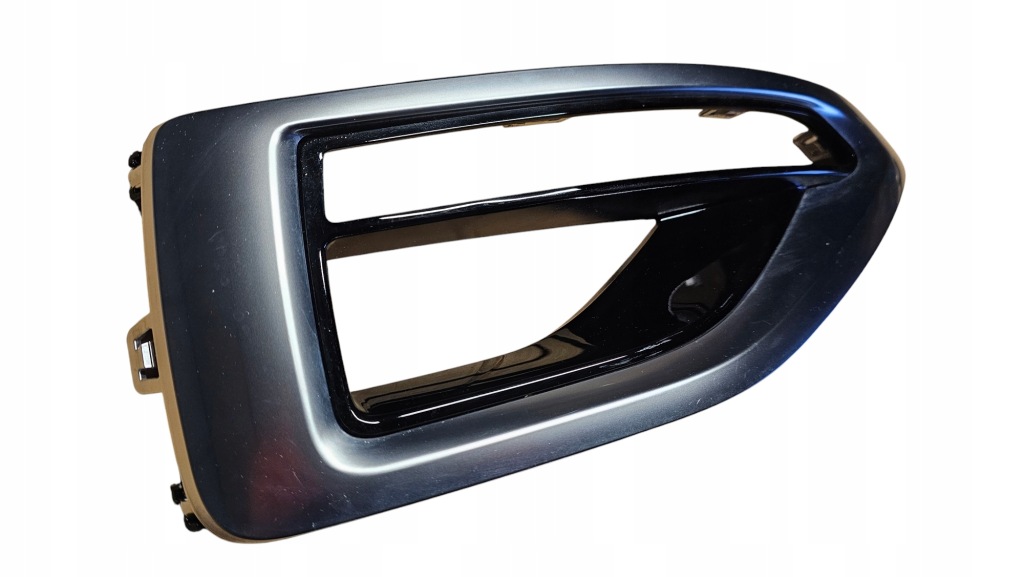 Решётка бампера рамка p+l задний  kia sportage v 86661-r2ca0 86662-r2ca0 в Украине