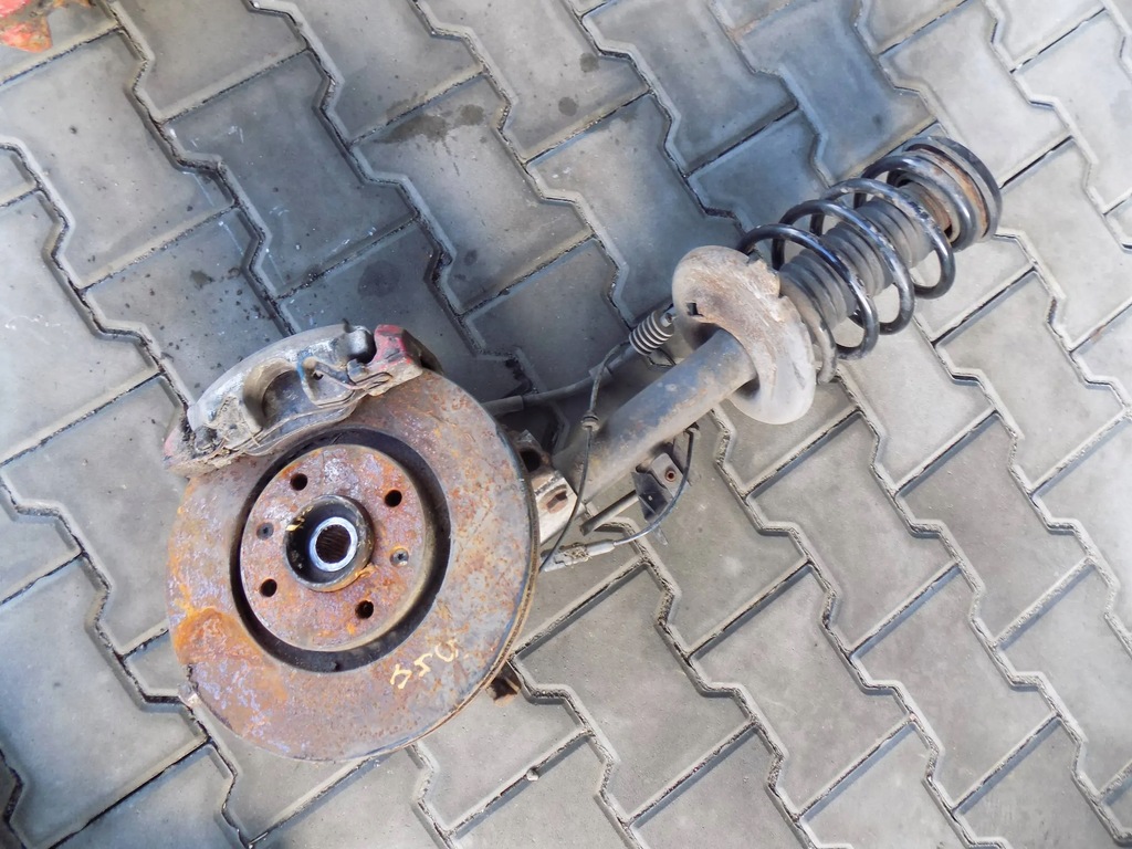 фото №1, Citroen ds4 c4 ii b7 2011-амортизатор поворотный кулак перед передняя левая