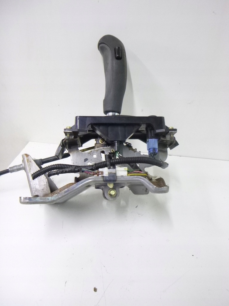 фото №6, Важіль перемикання передач mitsubishi galant vii 94r.