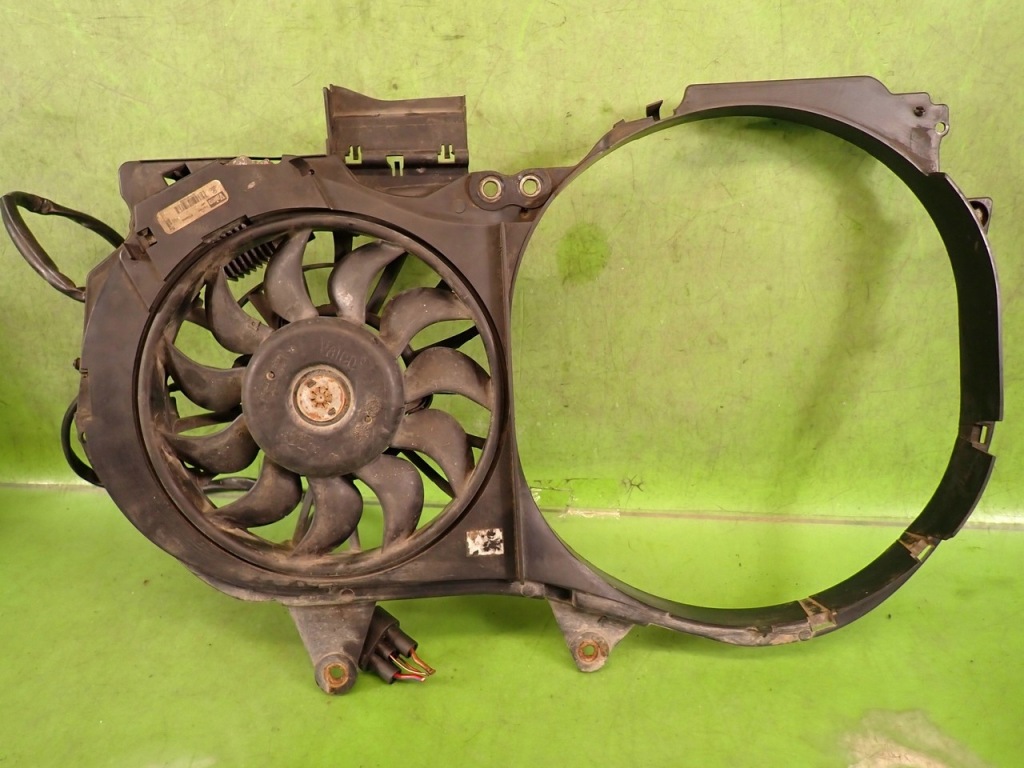 Вентилятор радиатора audi a4 b6 2.0 tdi 02r Киев
