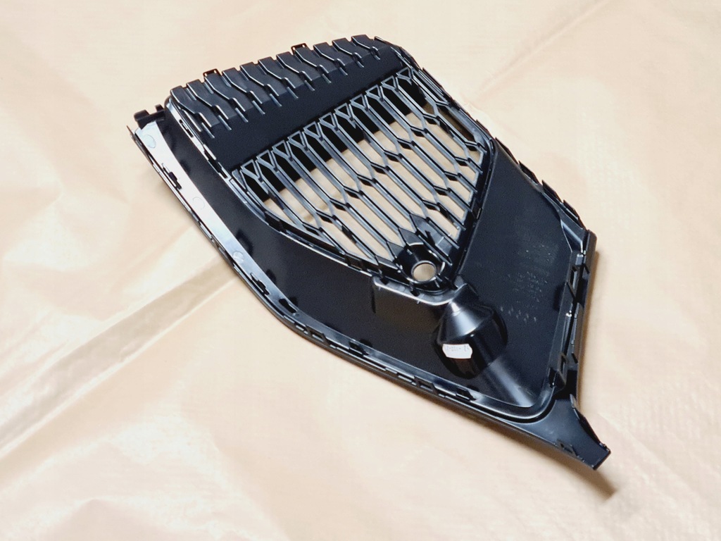 фото №11, Audi q8 s-line sq8 2018-2023 решётка левая бампер перед оригинал 4m8807681a